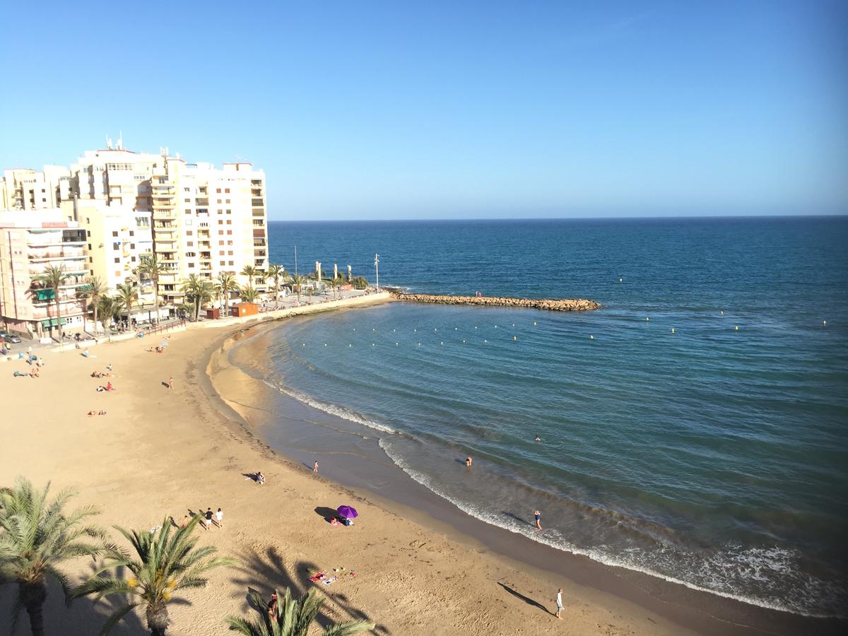 Renoveeritud katusekorter Playa Del Cura ranna ääres Torrevieja kesklinnas